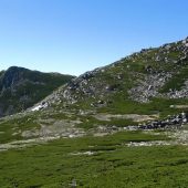 長野。駒ケ岳山頂下 