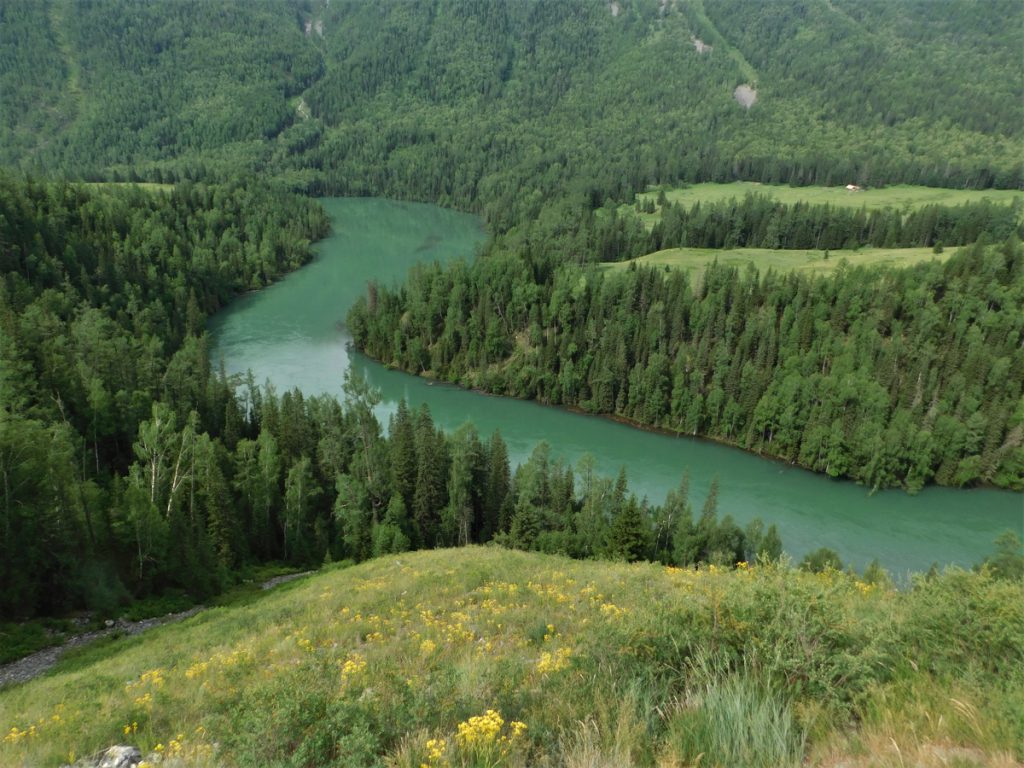 新疆ウィグル自治区・喀納斯（カナス）の写真　最後の浄土3-3