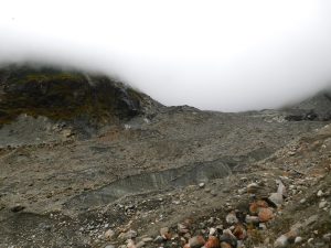 四川省・貢嗄（コンガ）山と海螺（ハイロウ）溝の写真　高山を仰ぐ壮大なドラマ2-10