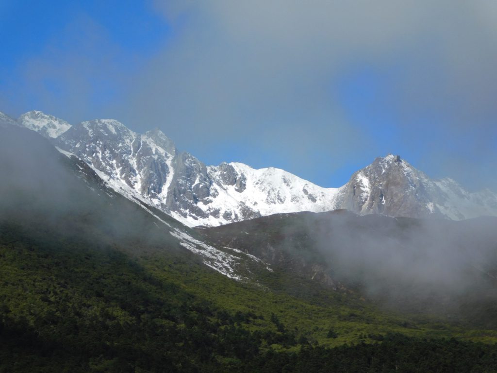 四川省・紅石公園／紅石公園から康定へ／折多山 貢嗄（コンガ）山／天路十八号と理塘／海子山の写真　亜丁への道-4