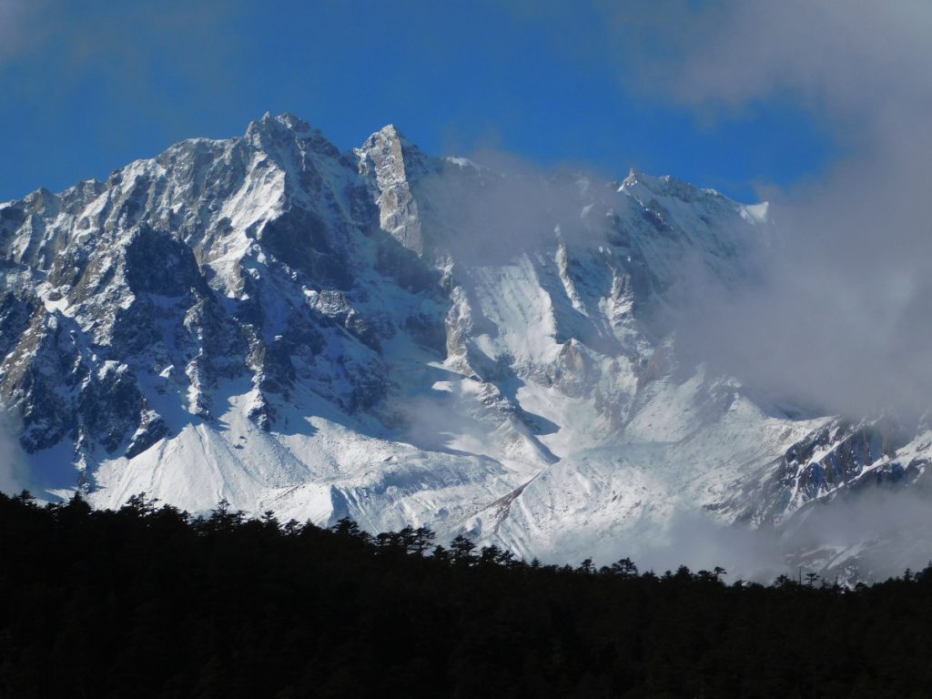 四川省・紅石公園／紅石公園から康定へ／折多山 貢嗄（コンガ）山／天路十八号と理塘／海子山の写真　亜丁への道-5
