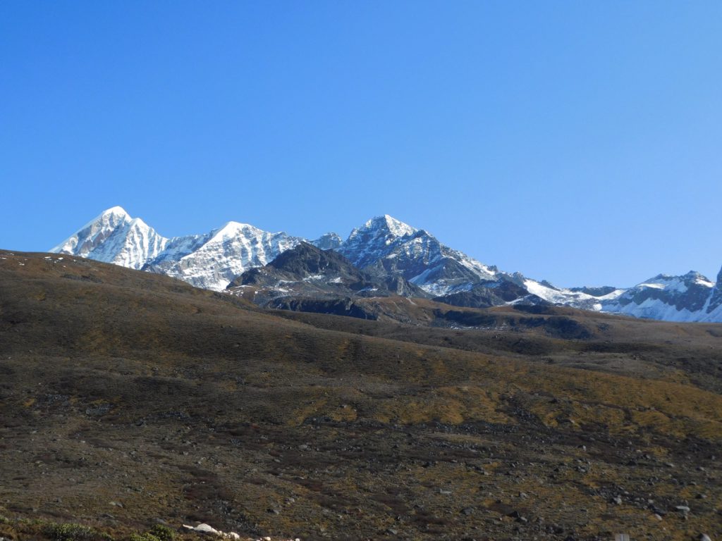 四川省・紅石公園 紅石公園から康定へ 折多山 貢嗄（コンガ）山 天路十八号と理塘 海子山の写真　亜丁への道2-3