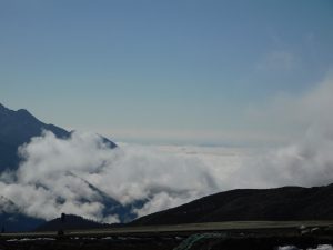 四川省・紅石公園 紅石公園から康定へ 折多山 貢嗄（コンガ）山 天路十八号と理塘 海子山の写真　亜丁への道2-8