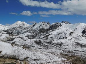 四川省・紅石公園 紅石公園から康定へ 折多山 貢嗄（コンガ）山 天路十八号と理塘 海子山の写真　亜丁への道3-6
