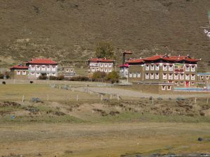 四川省・紅石公園 紅石公園から康定へ 折多山 貢嗄（コンガ）山 天路十八号と理塘 海子山の写真　亜丁への道4-8