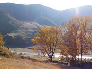 四川省・紅石公園 紅石公園から康定へ 折多山 貢嗄（コンガ）山 天路十八号と理塘 海子山の写真　亜丁への道4-9