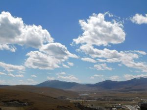 四川省・紅石公園 紅石公園から康定へ 折多山 貢嗄（コンガ）山 天路十八号と理塘 海子山の写真　亜丁への道5-11