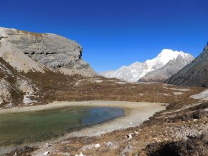 四川省・牛奶海と五色海への道 牛奶海 五色海の写真　感涙のブルー3-7