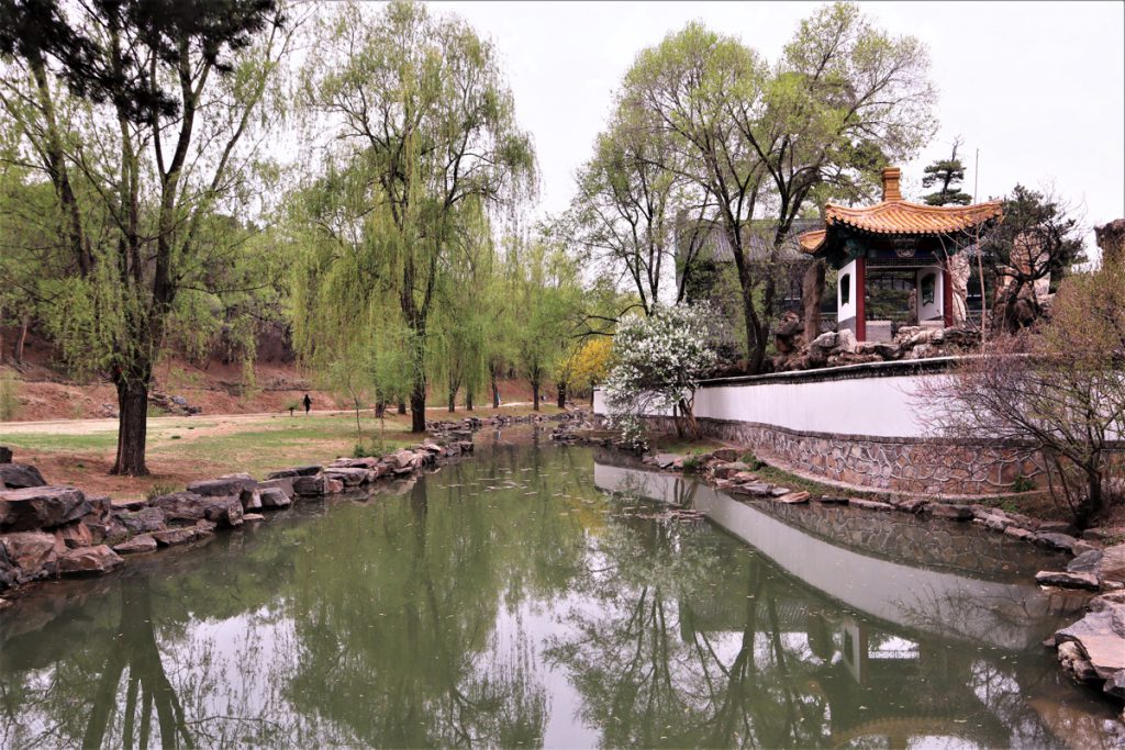 北京、河北省・北京から河北路を内モンゴルへ 奇岩の回廊（承徳近郊） 避暑山庄 普陀宗乗之廟 普楽寺夕景の写真　清朝四大皇帝、康熙帝ゆかりの地を訪ねて3-4