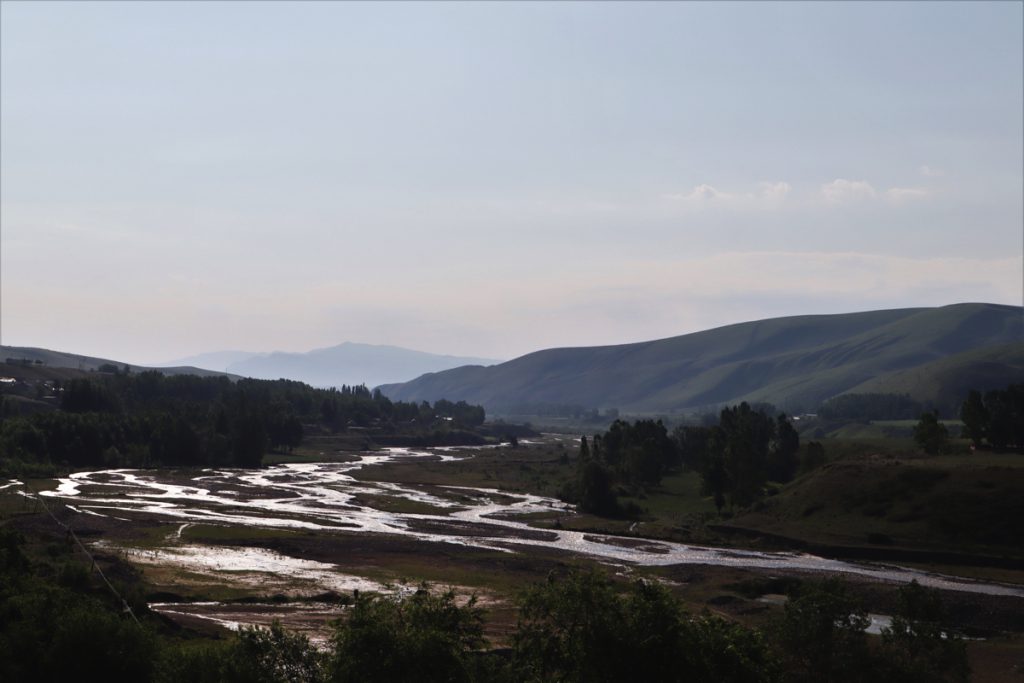 新疆ウィグル自治区・昭蘇の写真　生命が蘇る地3-5