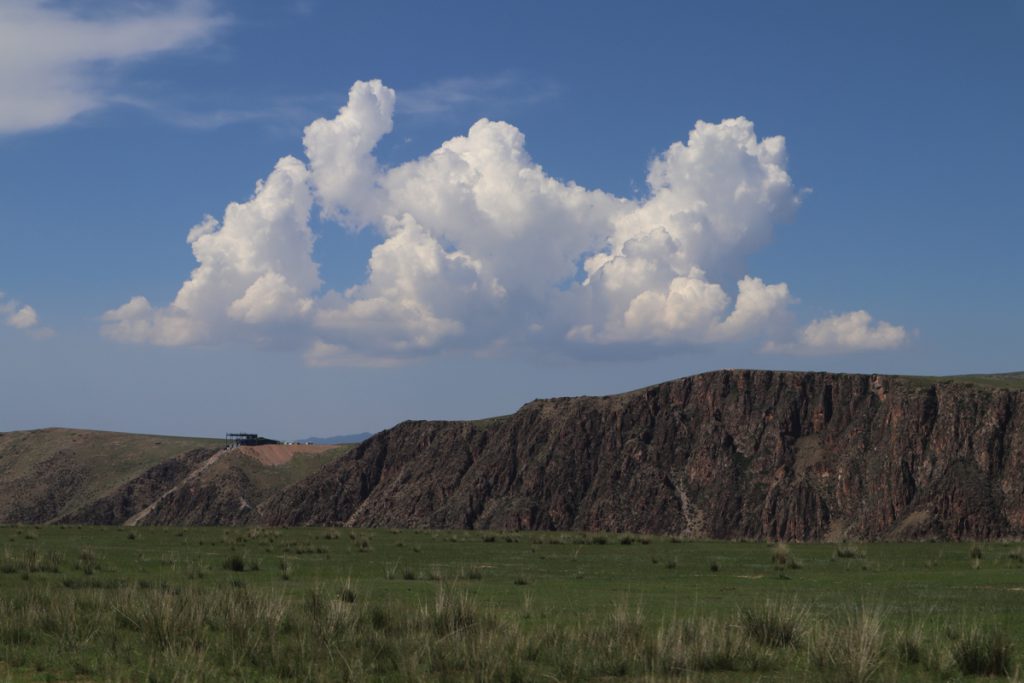 新疆ウィグル自治区・濶克蘇（コクス）大峡谷の写真　天山の峡谷美2-4