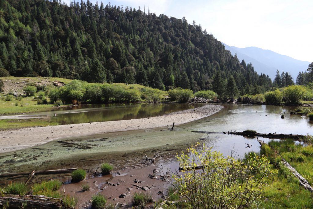四川省・成都賽窄巷子、塔嶺村、葫芦海への登山道、葫芦海の写真　仙境の村、党嶺から葫芦海に登る4-4