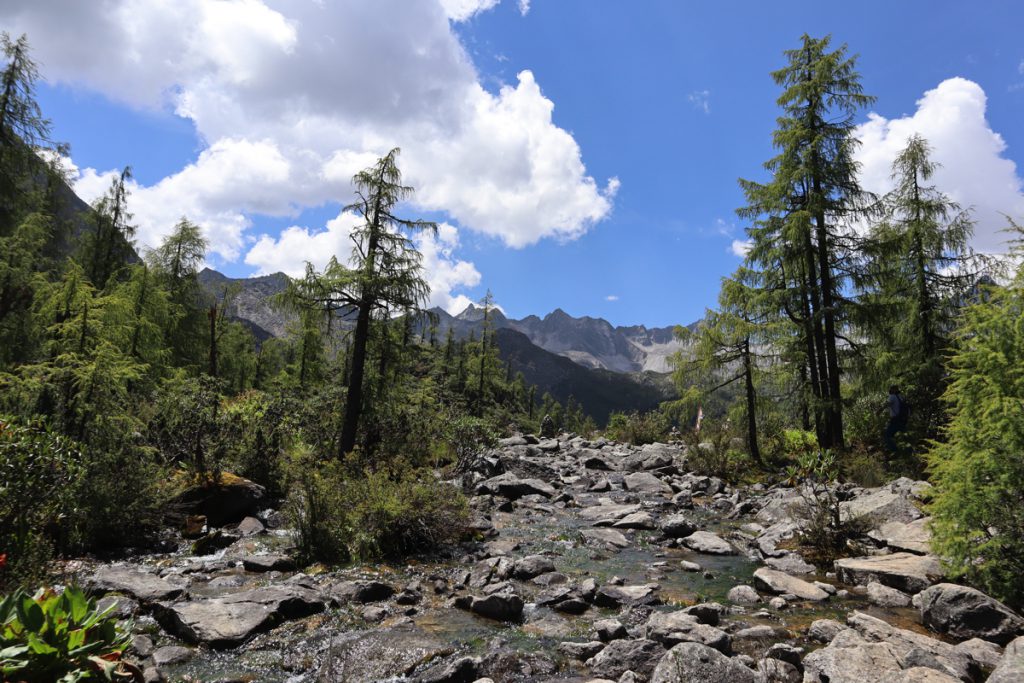 四川省・成都賽窄巷子、塔嶺村、葫芦海への登山道、葫芦海の写真 仙境の村、党嶺から葫芦海に登る6-3