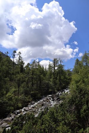 四川省・成都賽窄巷子、塔嶺村、葫芦海への登山道、葫芦海の写真 仙境の村、党嶺から葫芦海に登る6-7