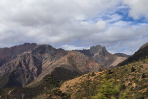 雲南省・金沙江、梅里雪山の写真 長江上流と幸せを呼ぶ山2-10