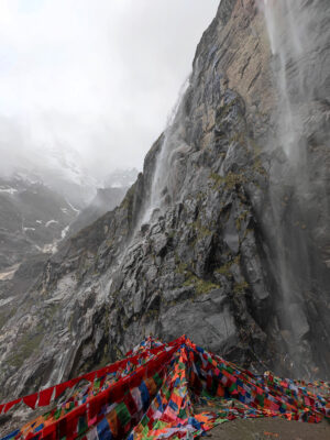雲南省・雨崩、冰湖、神瀑、神湖の写真　神の村トレッキング4-7