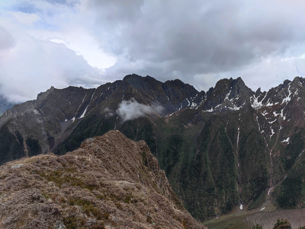 雲南省・雨崩、冰湖、神瀑、神湖の写真　神の村トレッキング5-1