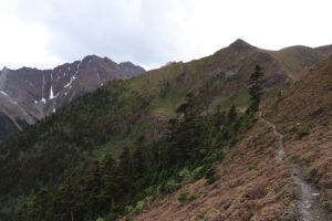 雲南省・雨崩、冰湖、神瀑、神湖の写真　神の村トレッキング5-9