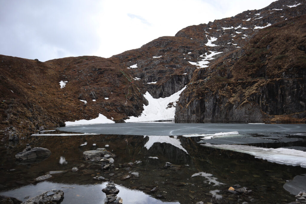 雲南省・雨崩、冰湖、神瀑、神湖の写真　神の村トレッキング7-3