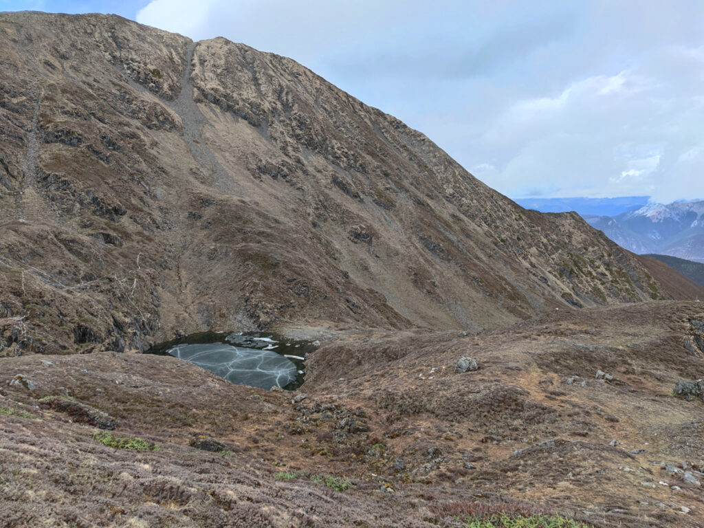 雲南省・雨崩、冰湖、神瀑、神湖の写真　神の村トレッキング7-4
