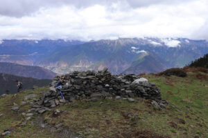 雲南省・雨崩、冰湖、神瀑、神湖の写真　神の村トレッキング7-8