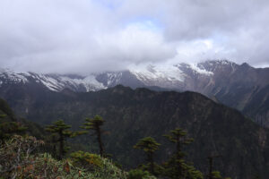 雲南省・雨崩、冰湖、神瀑、神湖の写真　神の村トレッキング7-9