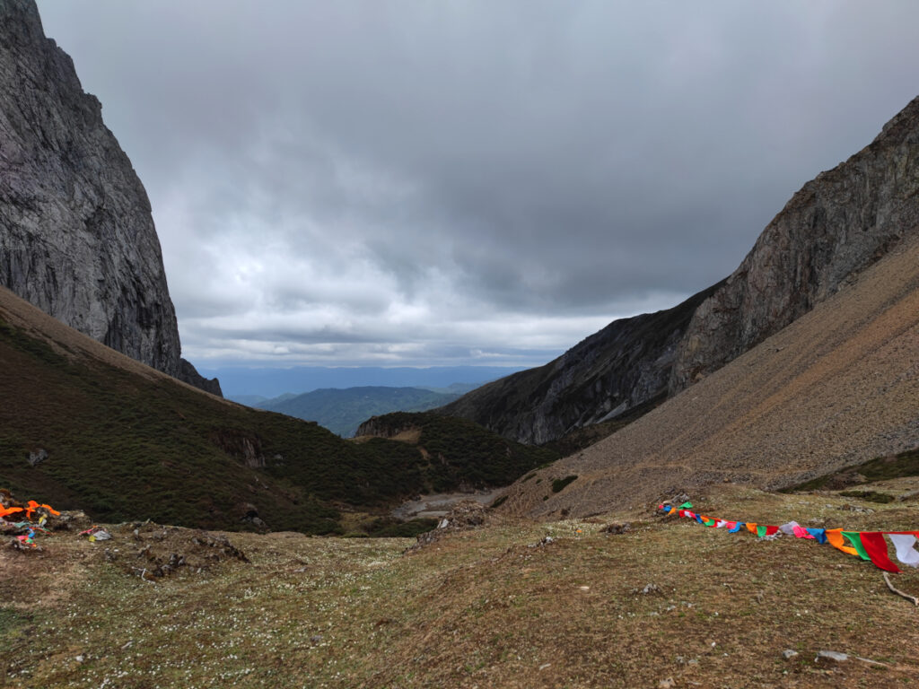 雲南省・阿布吉措の写真　シャンバラを歩く2-3
