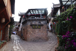 雲南省・麗江三古鎮の写真　納西（ナシ）族の故郷を歩く3-6