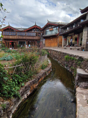 雲南省・麗江三古鎮の写真　納西（ナシ）族の故郷を歩く3-8