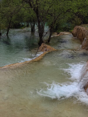 四川省・黄龍溝の写真　仙境の翡翠池3-6