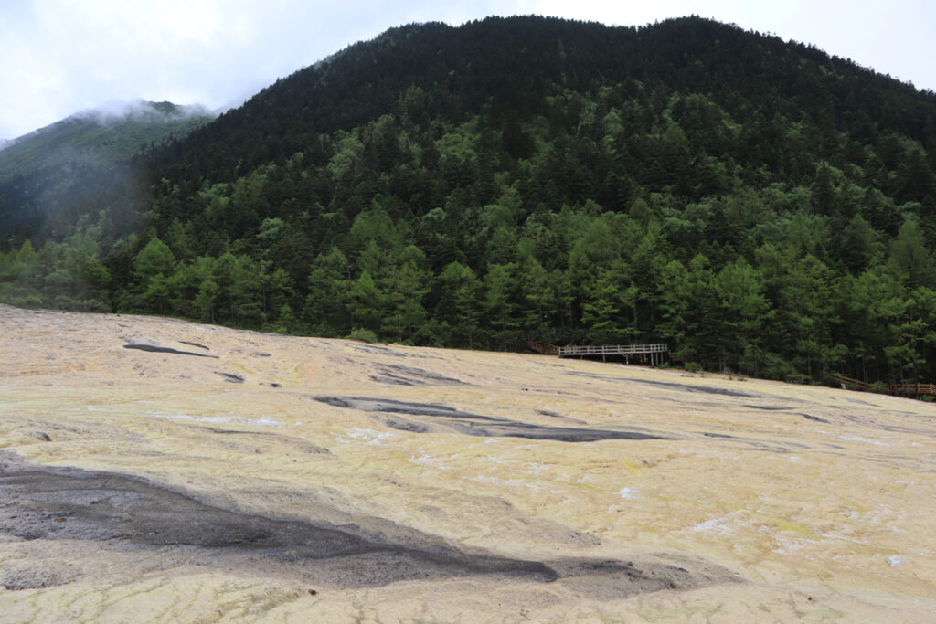 四川省・黄龍溝の写真 仙境の翡翠池5-4