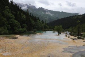 四川省・黄龍溝の写真 仙境の翡翠池5-8