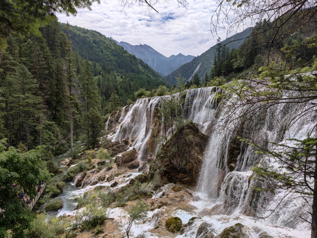 四川省・九寨溝の写真 チベットの愛に育まれた世界自然遺産3-1