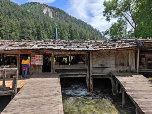 四川省・九寨溝の写真　チベットの愛に育まれた世界自然遺産5-10