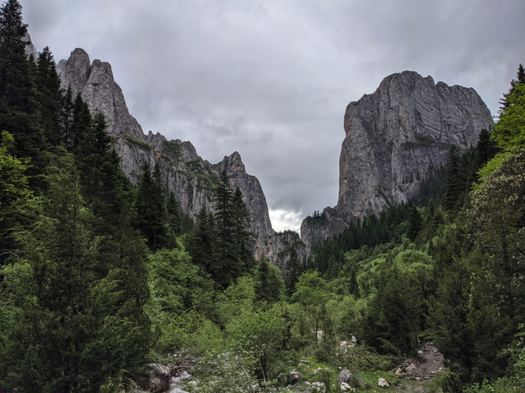 甘粛省・扎ガ那（ツァガナ）の写真　神仙が住む天上のツァガナ4-1