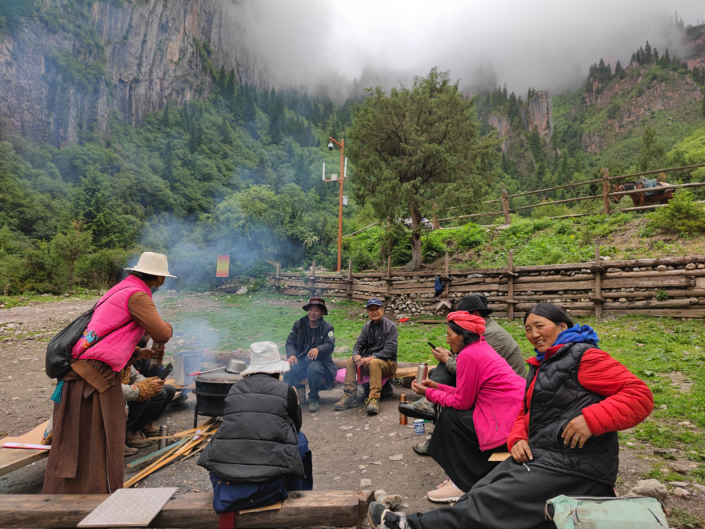 甘粛省・扎ガ那（ツァガナ）の写真　神仙が住む天上のツァガナ5-2