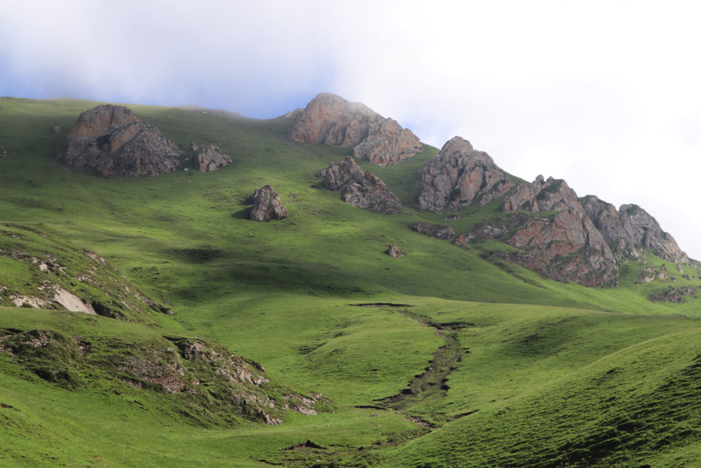 甘粛省・国道345号と黄河の写真　母なる黄河を渡り国道345号を行く3-4