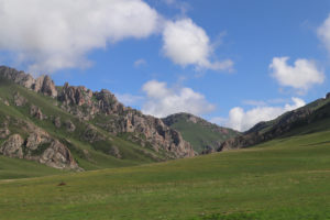 甘粛省・国道345号と黄河の写真　母なる黄河を渡り国道345号を行く3-6