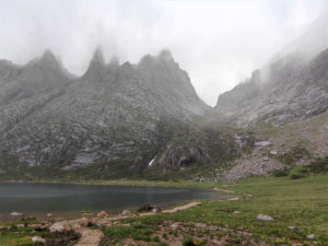四川省・連宝叶則・年保玉則の写真　巴顔喀拉（パヤカラ）山脈の神界トレッキング2-9