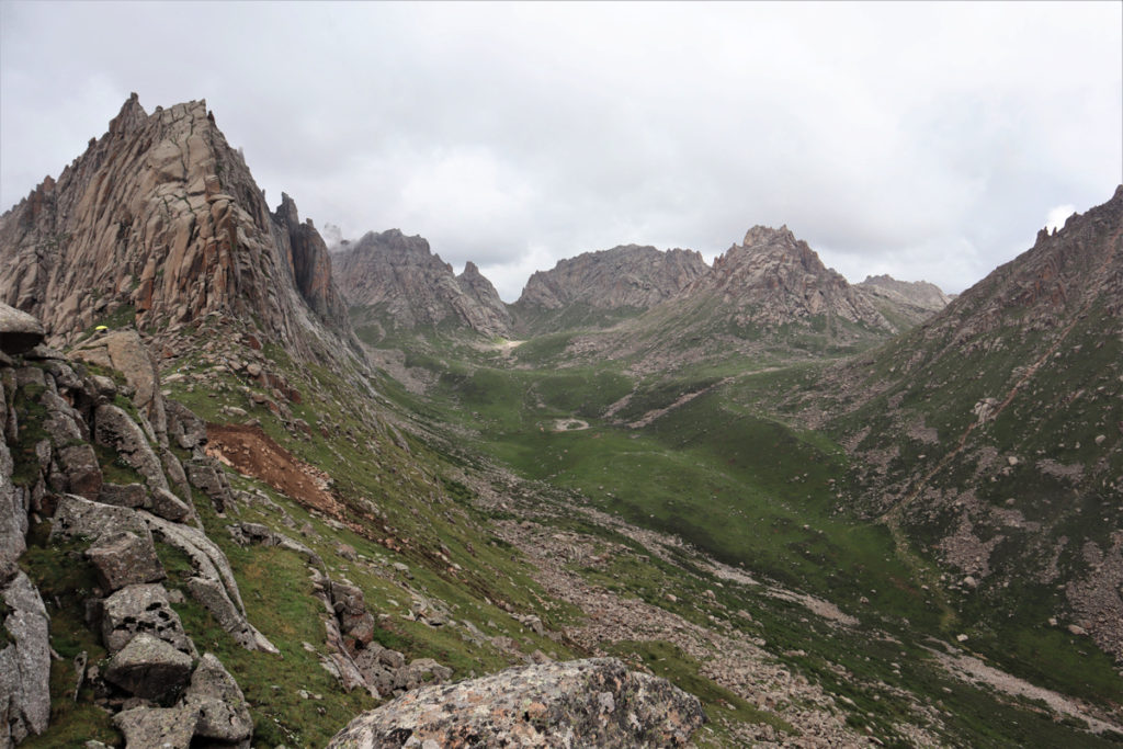 四川省・連宝叶則・年保玉則の写真　巴顔喀拉（パヤカラ）山脈の神界トレッキング3-5