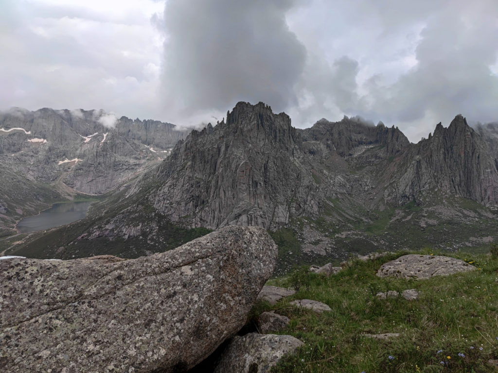 四川省・連宝叶則・年保玉則の写真　巴顔喀拉（パヤカラ）山脈の神界トレッキング4-3