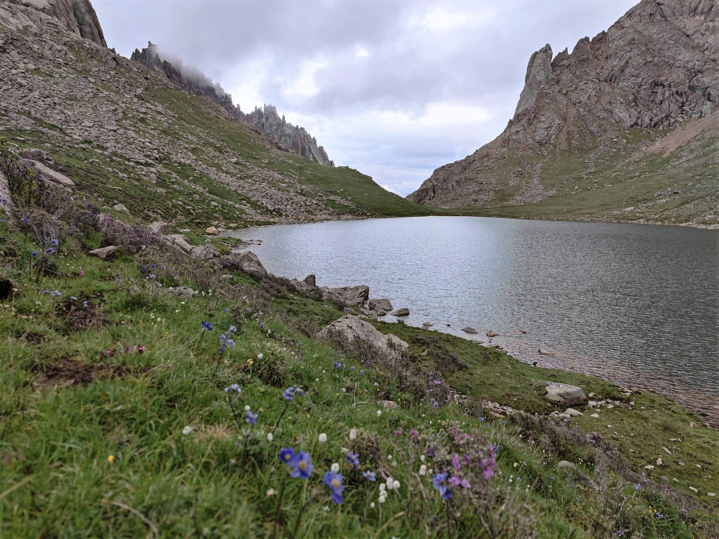 四川省・連宝叶則・年保玉則の写真　巴顔喀拉（パヤカラ）山脈の神界トレッキング5-1