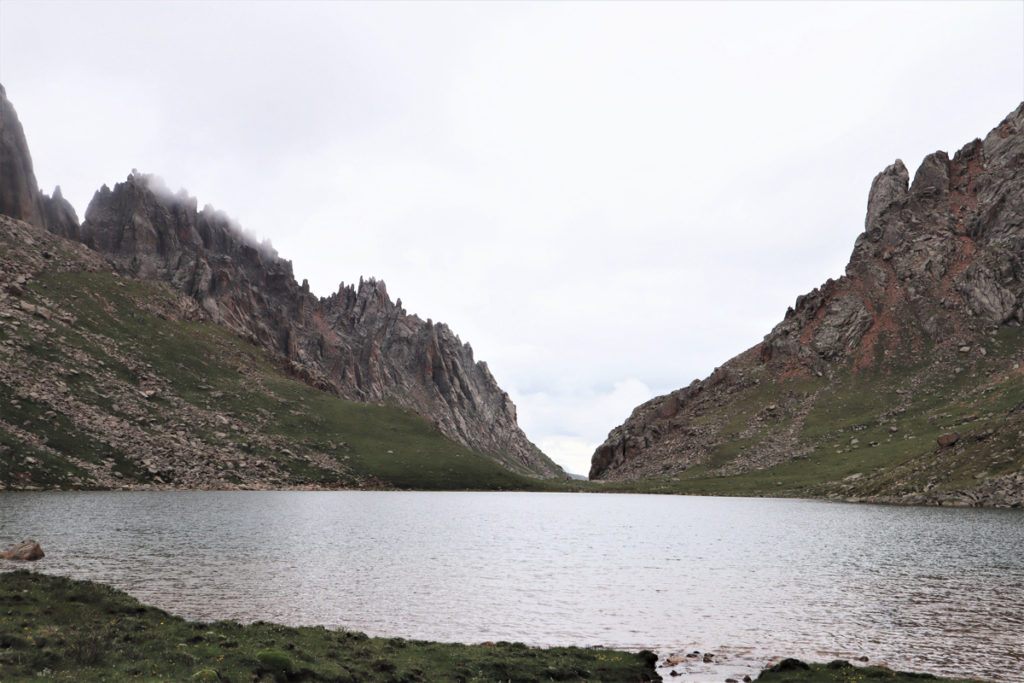 四川省・連宝叶則・年保玉則の写真　巴顔喀拉（パヤカラ）山脈の神界トレッキング5-4