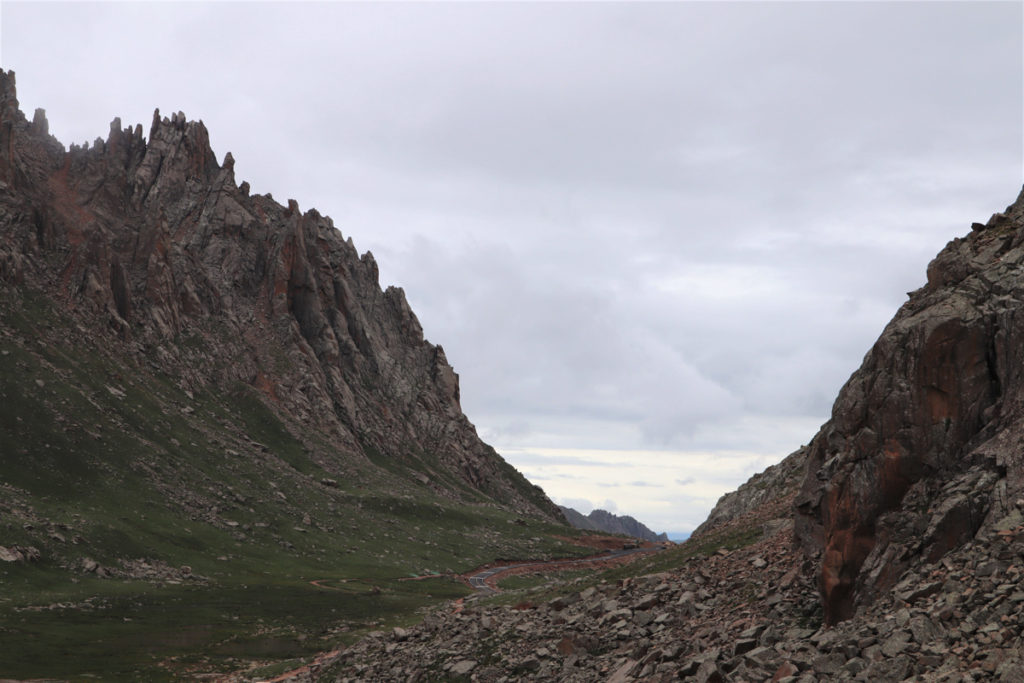 四川省・連宝叶則・年保玉則の写真　巴顔喀拉（パヤカラ）山脈の神界トレッキング6-4