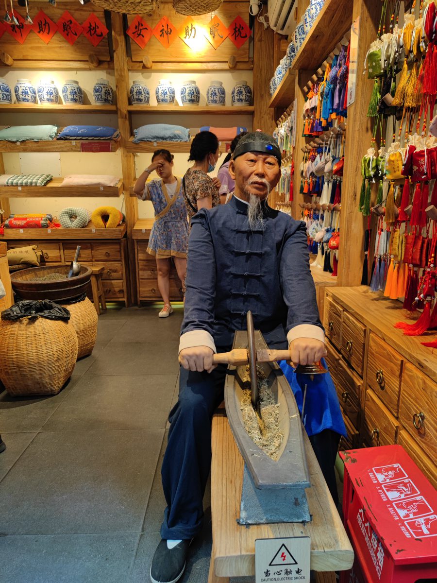 四川省・華棚溝・羊茸哈徳と達古氷河・都江堰の写真　西藏高原最東端を行く10-4