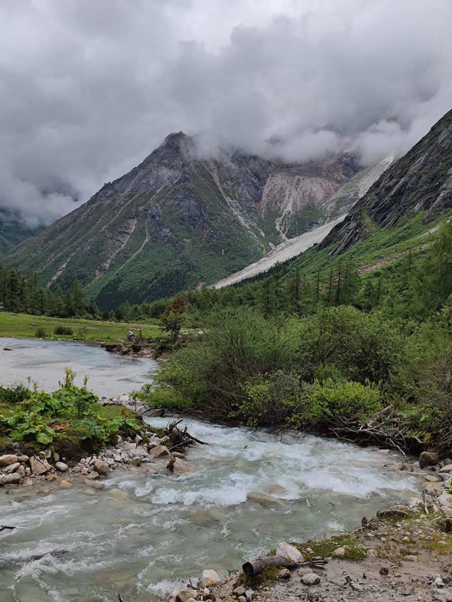 四川省・華棚溝・羊茸哈徳と達古氷河・都江堰の写真　西藏高原最東端を行く5-2