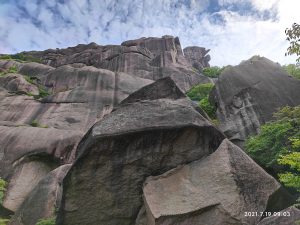 安徽省・黄山の写真 “天井図画”の奇岩の地6-7