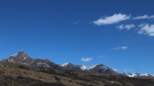 四川省・の写真 海抜5千mの扎瓦拉峠を越え巴搪、理塘へ4-7