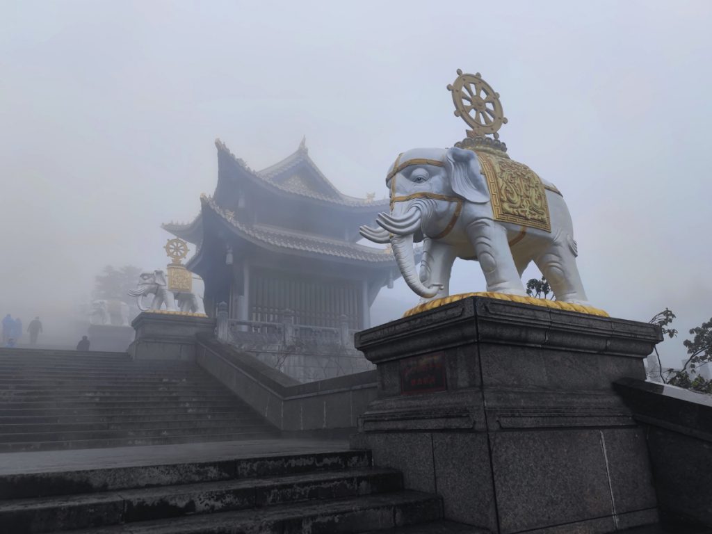 四川省・の写真　貢嘎崇拝3-5