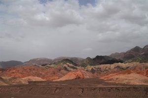 新疆ウィグル自治区・塔里木（タリム）盆地の写真　胡楊林を染めるタリムの夕陽4-6